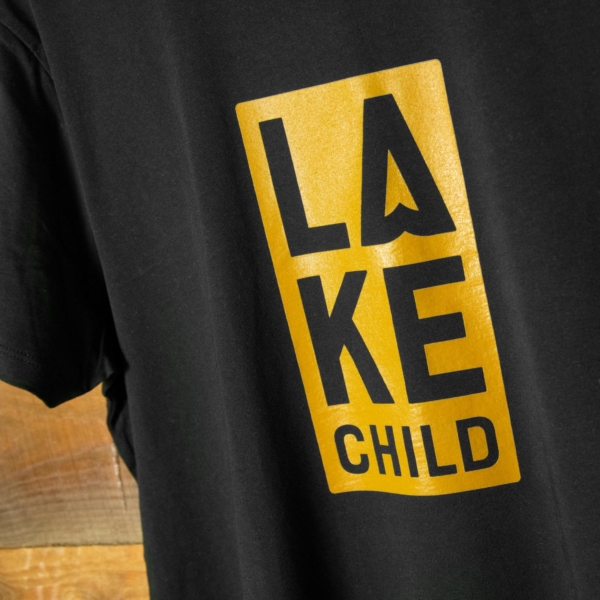 Logo Badge T-Shirt LAKECHILD