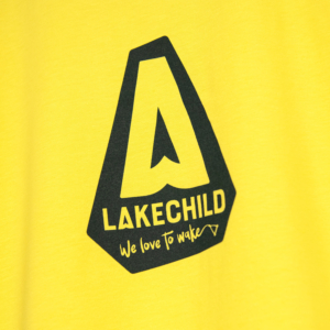 Motiv Logo Diamond Badge; Dusty Yellow; LAKECHILD; T-Shirt; Wakeboarding; Wakeskate; Streetwear; Beachwear
